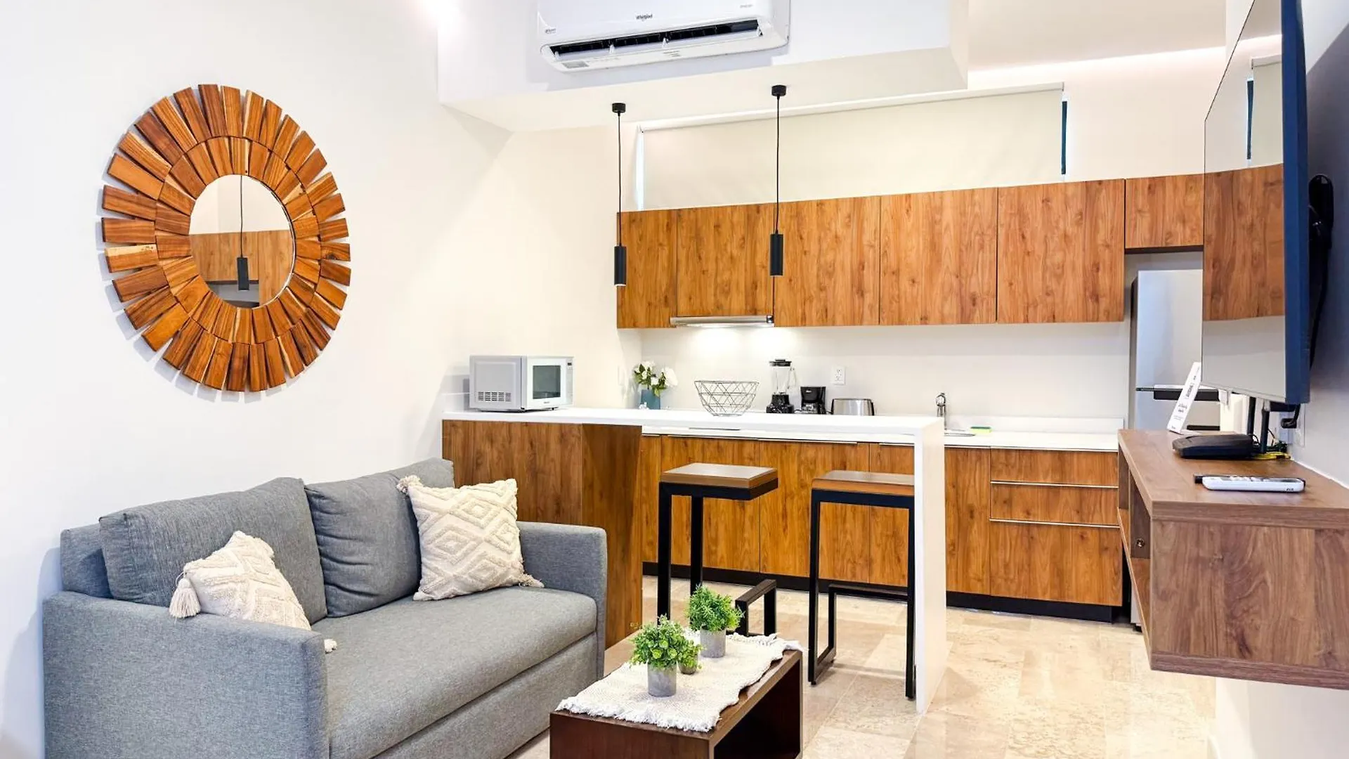 Aldea Zama Apartment King Bed Sofa Kitchen Full Gym Wifi Cinema Tulum